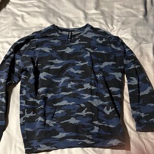 Athleta Black and Gray Camo Sweatshirt